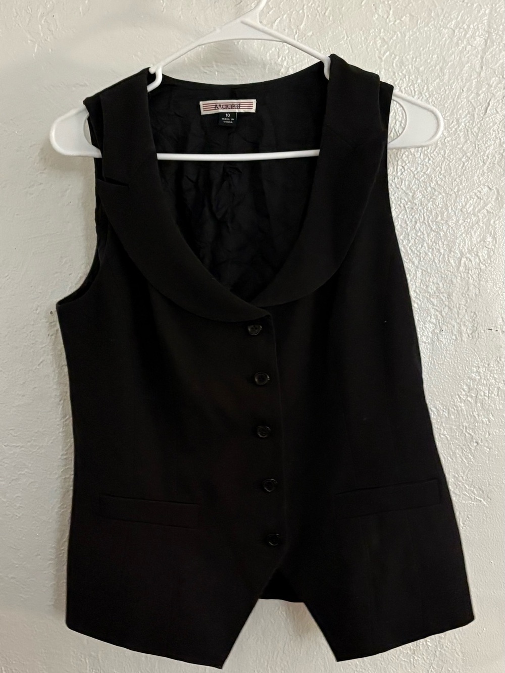 Black Maakif Vest